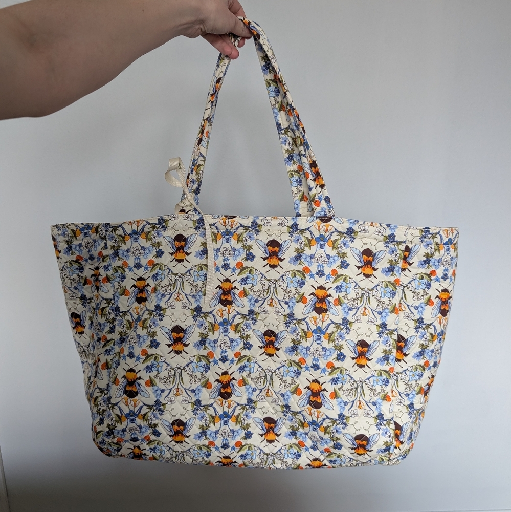Vera Bradley "Bee" Bundle
